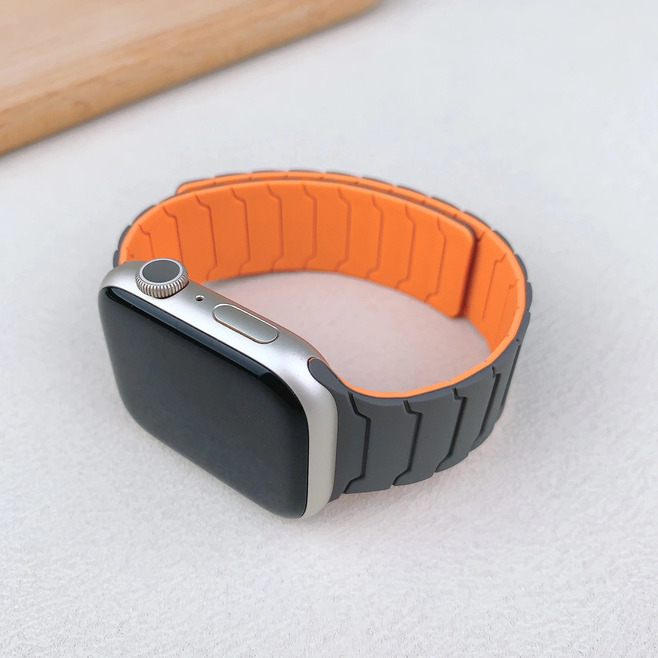 Bracelet Magnétique en Silicone – Compatible Apple Watch Ultra 2 & Series 10/9/8/7/SE