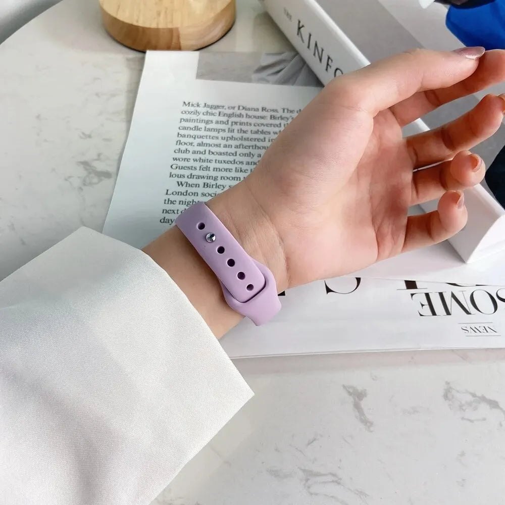 Bracelet Slim Sport en Silicone pour Apple Watch 11