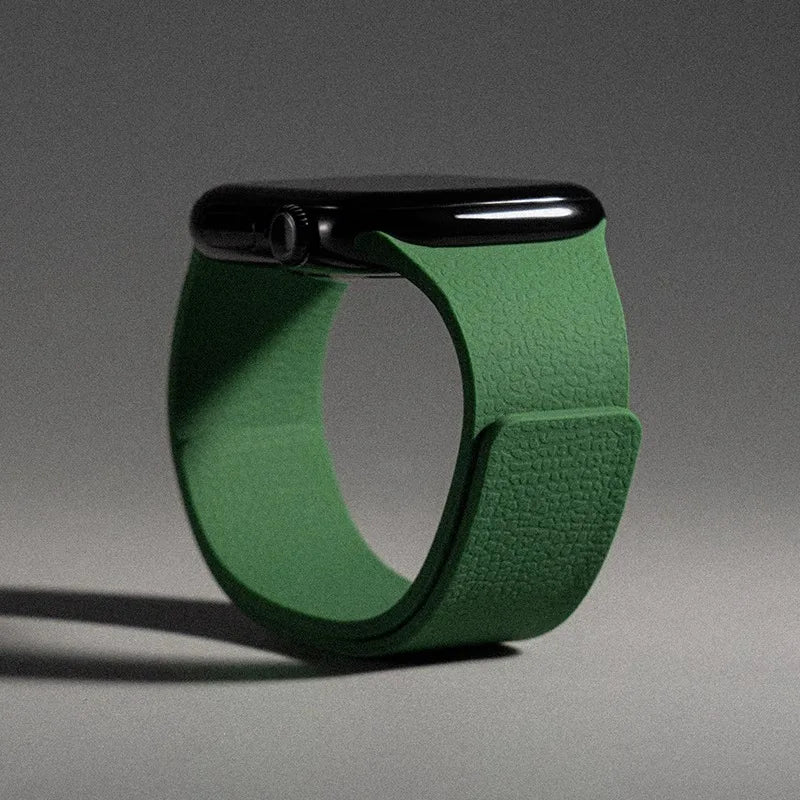 Bracelet magnétique en silicone pour Apple Watch Ultra 2/11/10/SE/9/8/3