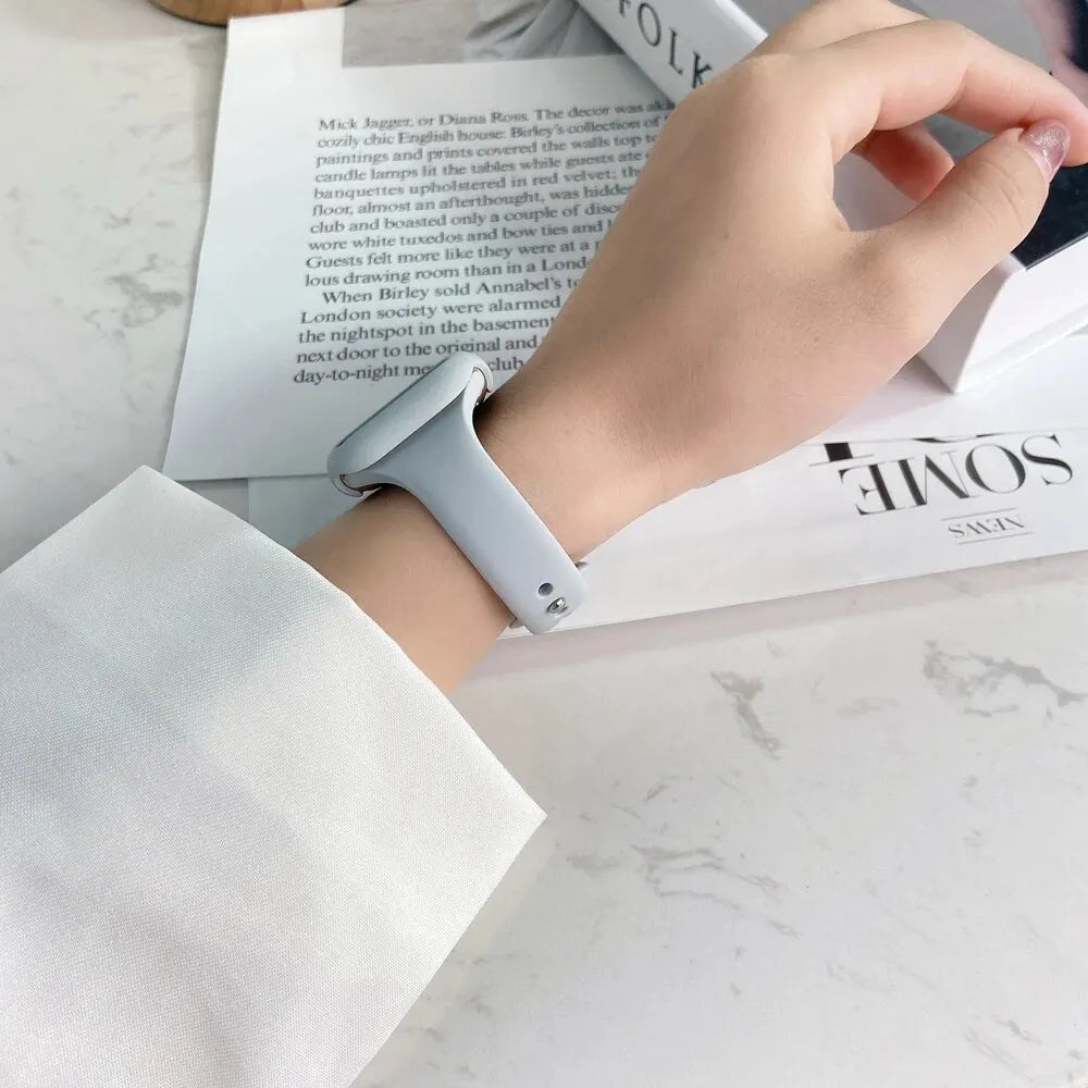 Bracelet Slim Sport en Silicone pour Apple Watch 11