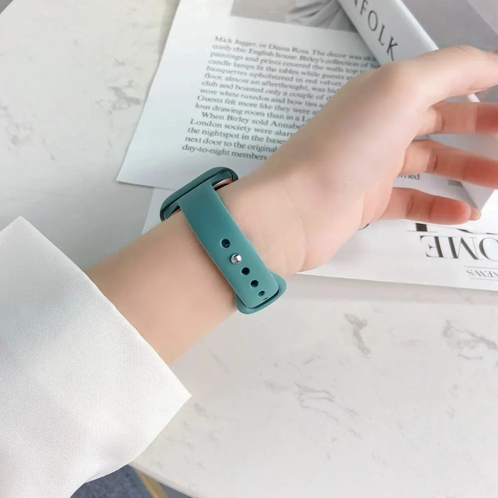 Bracelet Slim Sport en Silicone pour Apple Watch 11
