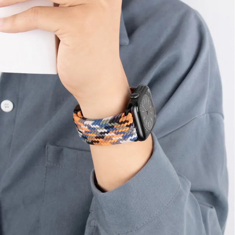 Bracelet Solo Loop Tressé Magnétique pour Apple Watch – Compatible Ultra 2, Series SE/6/7/8/9/10/11